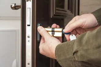 Houston Speedy Locksmith Houston, TX 281-502-1048 - locksmith-near-me-prices